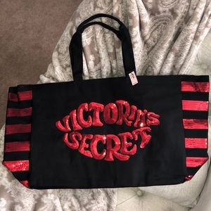 Victoria Secret Tote 💋